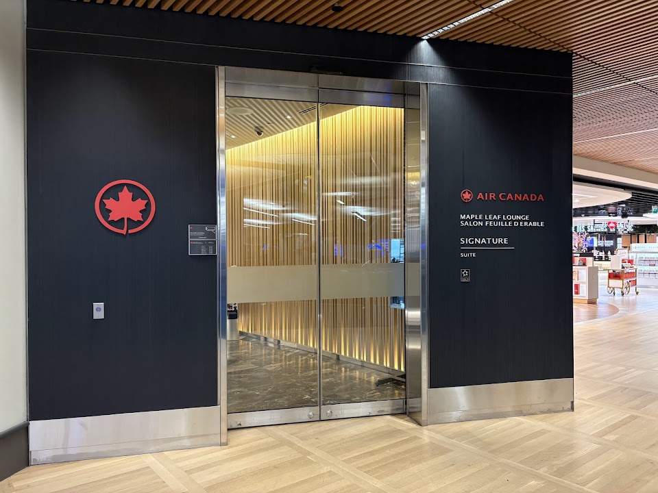 Air Canada Maple Leaf Lounge (International)